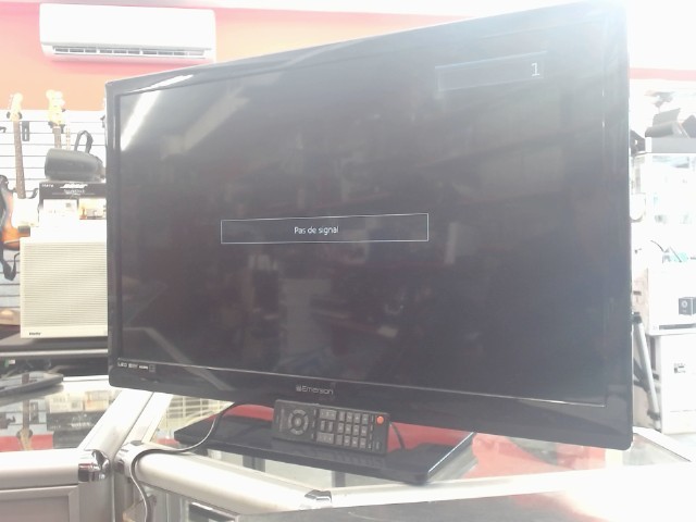 Television hd 720p 60hz + manette