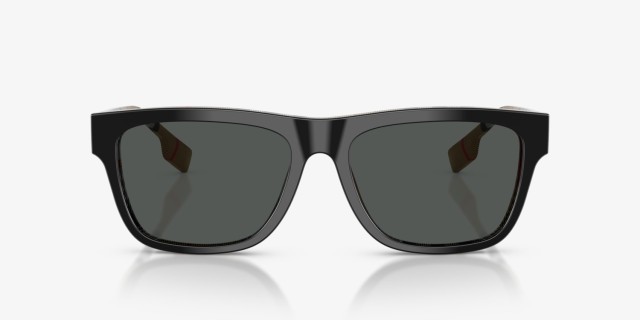 Lunette de solei burberry used no case