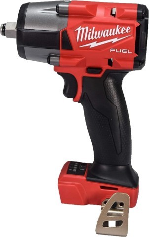Drill une demi neuve dans biote milwauke