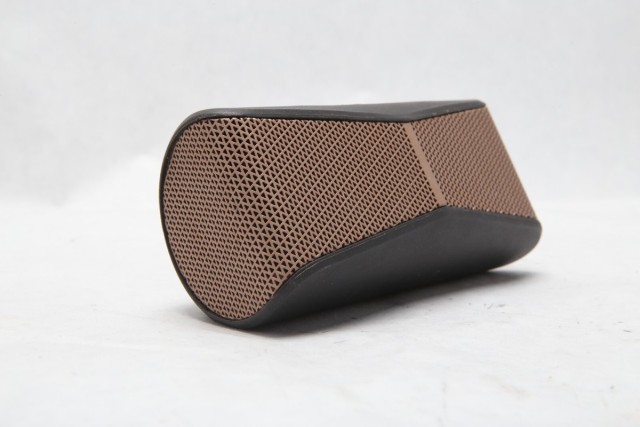 Speaker logitech noir et brun
