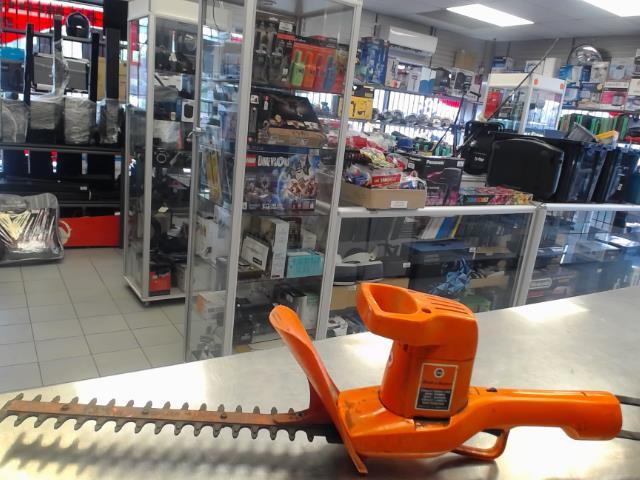 Trimmer blacker and decker type 5