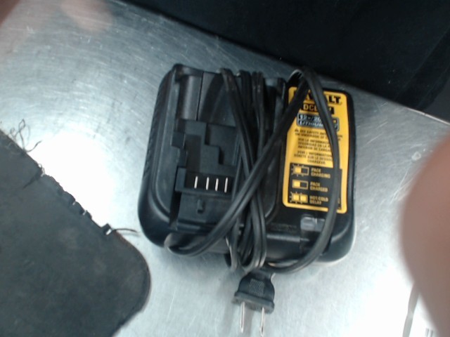 Chargeur dewalt