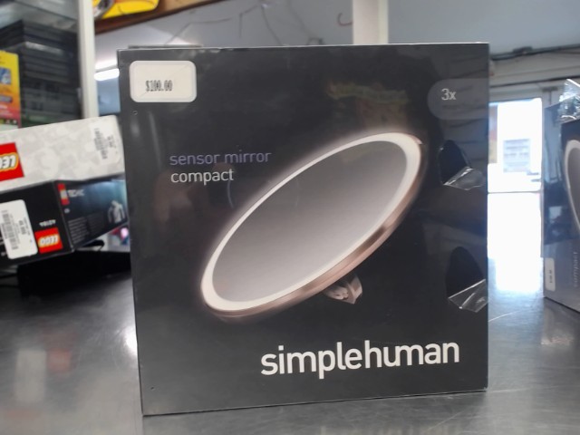 Sensor mirror compact simple human