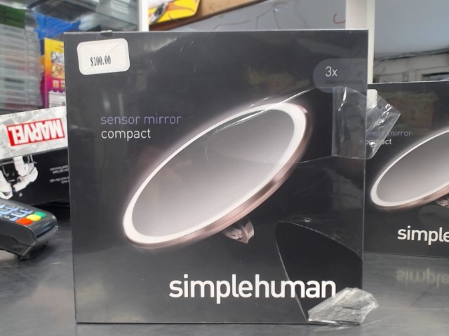 Sensor mirror compact simple human