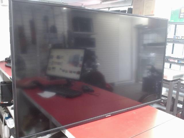 Tv 43'' led 1080p manque pied pas de tc