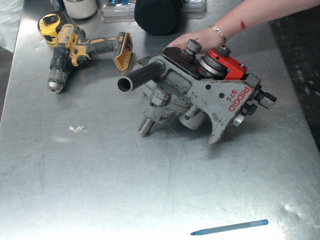 Roll groover ridgid