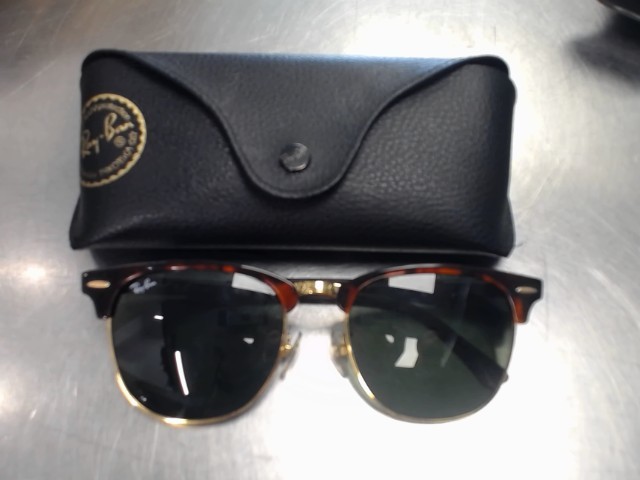 Rayban sunglasses +etuit