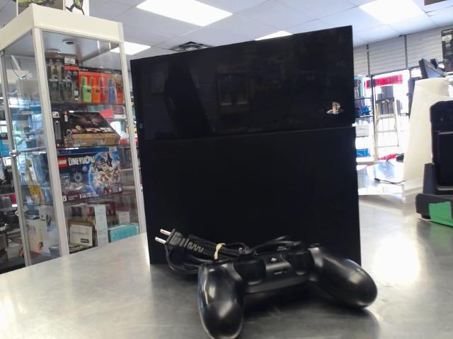 Console ps4 avec fils + man (use)