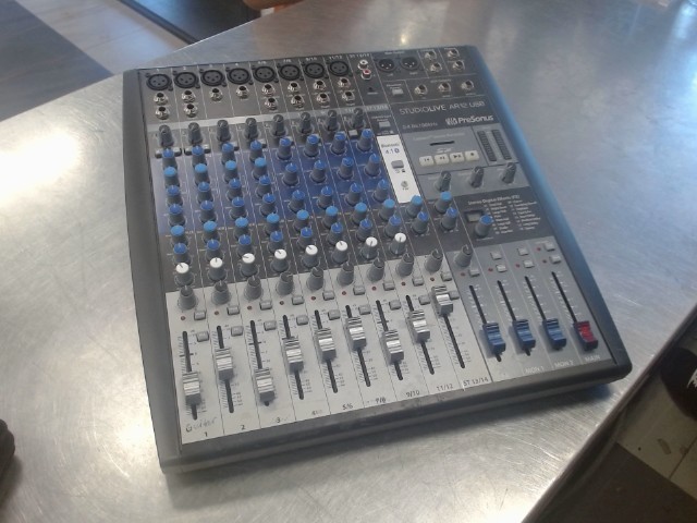 Presonus studiolive ar12+boite