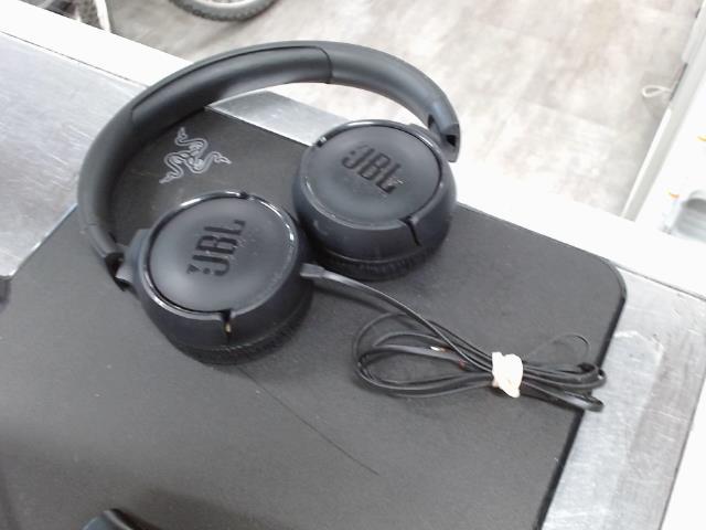 Jbl tune 500 noir  ecouteur a fil
