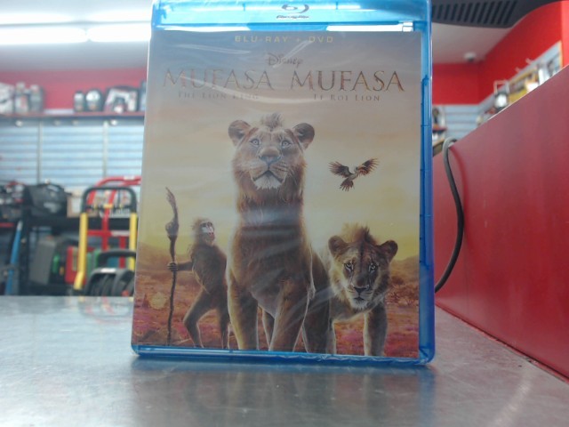 Mufasa_le_roi_lion_neuf
