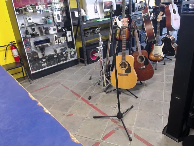 Pied de microphone
