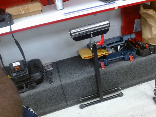 Stand coulissant pour plancher