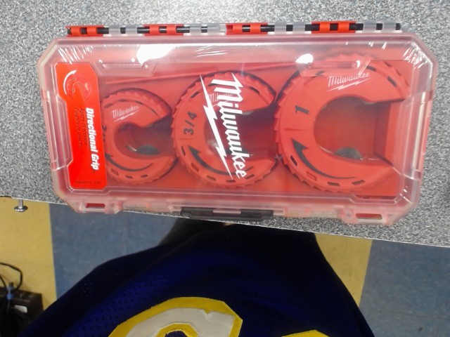 Directional grip milwaukee brand new