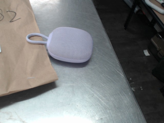 Speker onn mauve