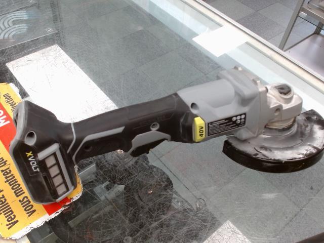 Grinder 40 v