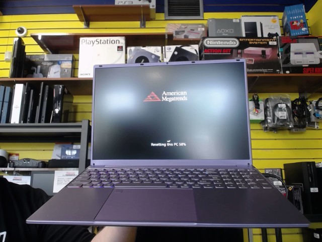 Intel n95 @ max 3.4ghz 12go ram 1to ssd
