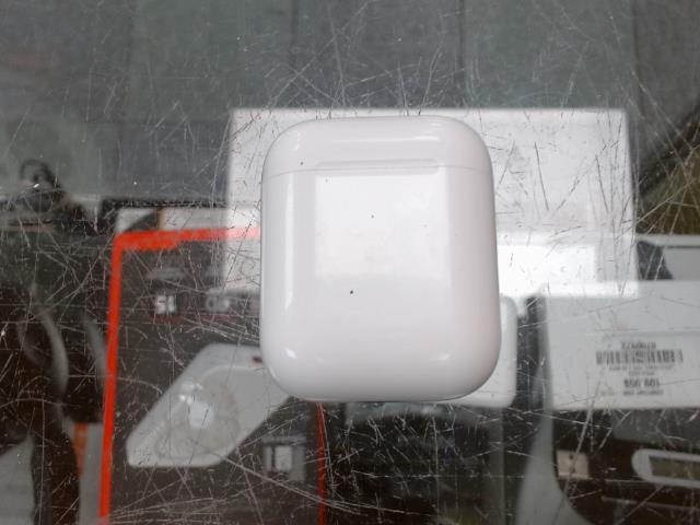 Apple airpods first gen