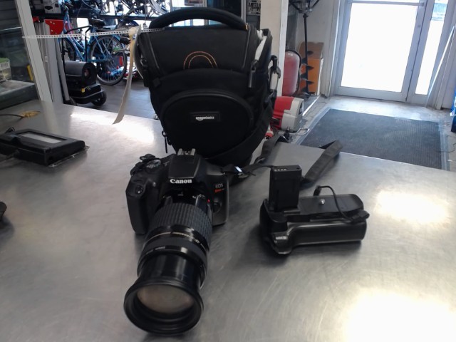 Canon rebel t6 + lens 75-300 + batt grip