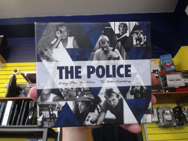 The police every move you make studio re