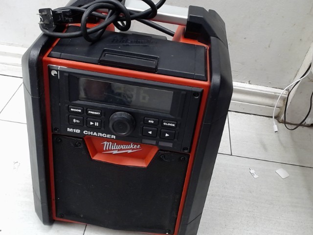 Radio de construction milwakee