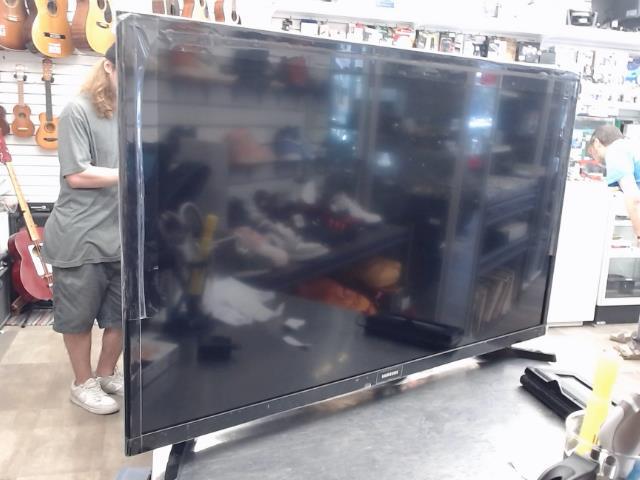 Tv samsung 32 po comme neuve smart tv