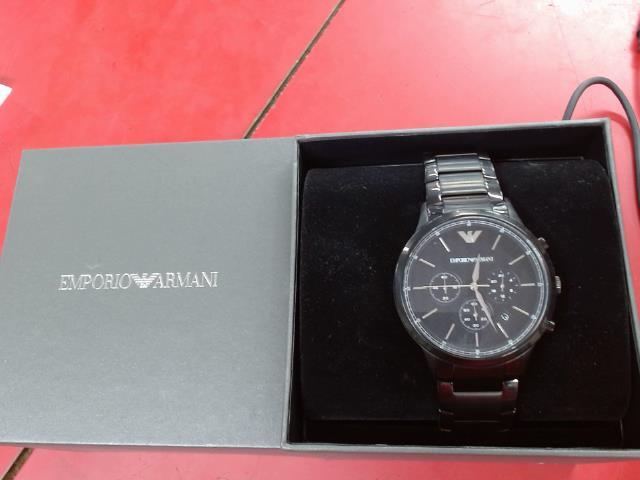 Montre noir quartz ds boite