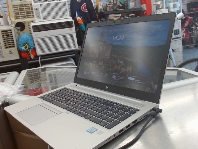 Intelcore i7 8tgen 16gram m8547 500g