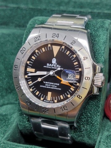 Montre bapex type 8