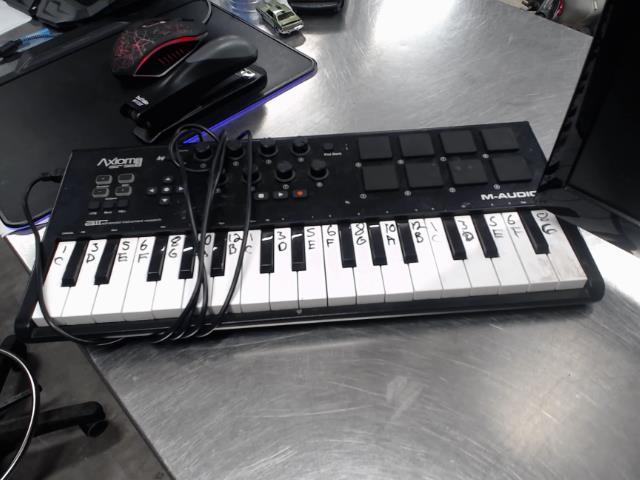 M-audio axiom mini air 32 controller mid