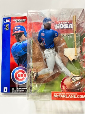 Samy sosa figurine new 2002