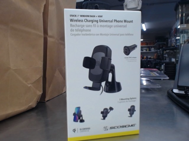 Wireless charging phone mount scosche