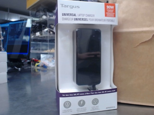 Universal laptop charger targus