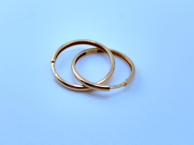 BOUCLES  D OREILLES EN OR 10KT