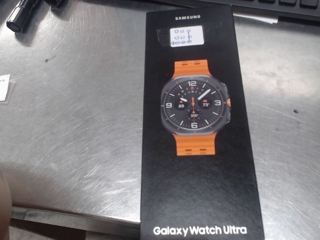 Smart watch+chargeur+bo