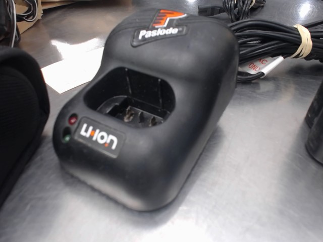 Chargeur paslode
