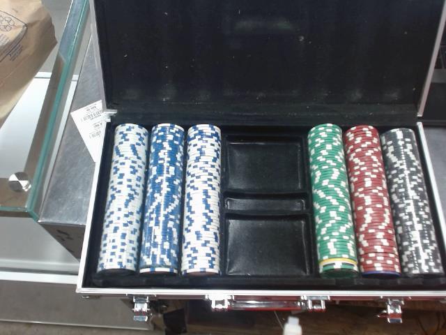 Jetons de casino en malette