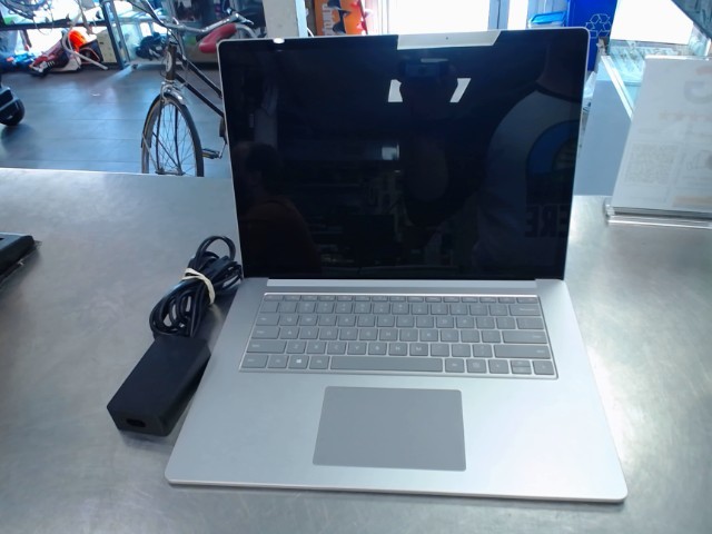 Surface 4 ryzen 7 / 8gbram / 256ssd