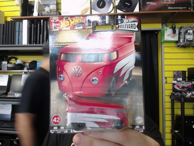 Volkswagen drag bus