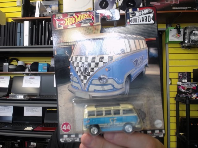 Volkswagen deluxe station wagon