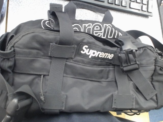 Handbag supreme black good shape