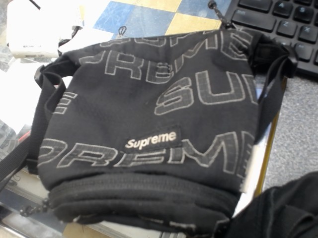 Sacoche supreme ronde used