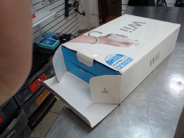 Wii complet + man + nunchuck + manette