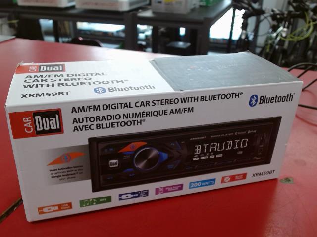 Radio bluetooth pour voiture neuf/new