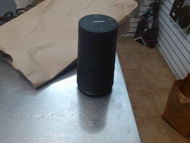 Bose soundlink revolve 2 no charg