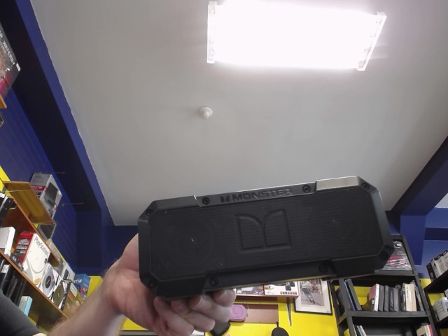 Speaker bt