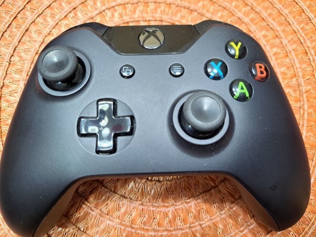 Xbox one wireless controller
