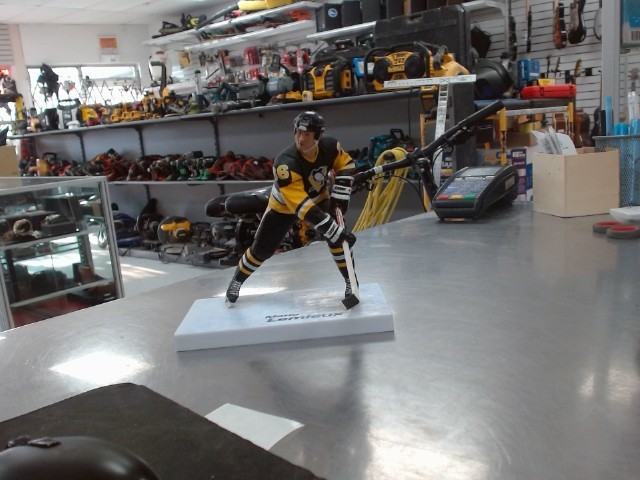 Figurine mario lemieux nb 66