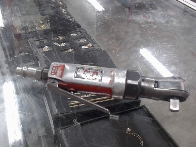 Ratchet 3/8 a air