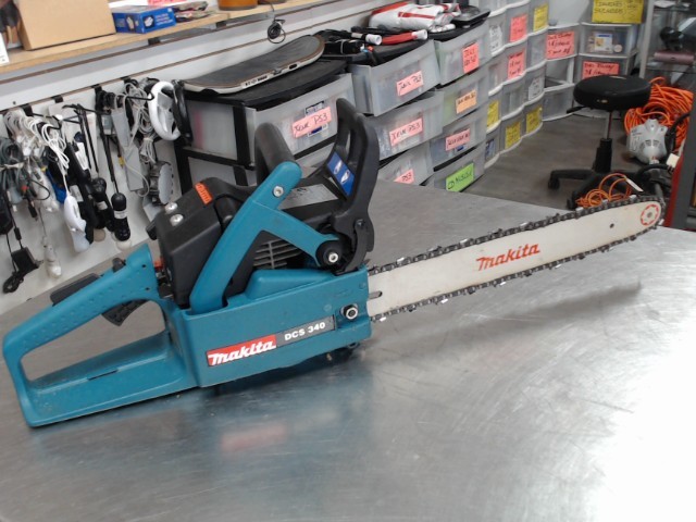 Chainsaw a gaz